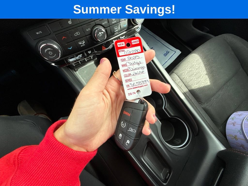 Used 2025 Dodge Durango GT AWD/4WD image 43