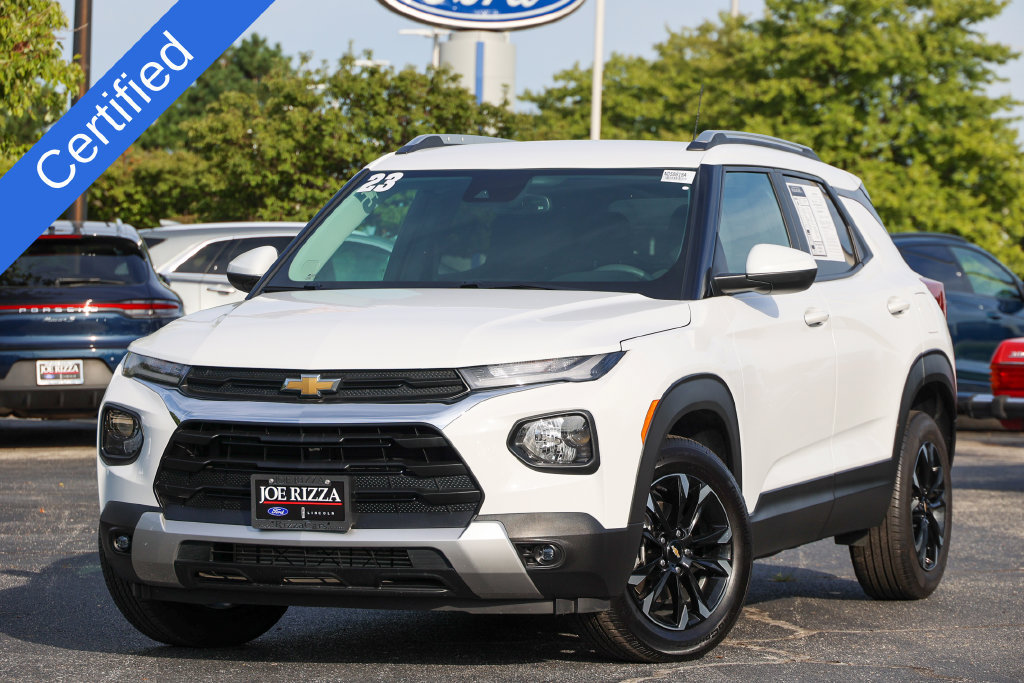 Used 2023 Chevrolet TrailBlazer LT w/ Convenience Package AWD/4WD image 1