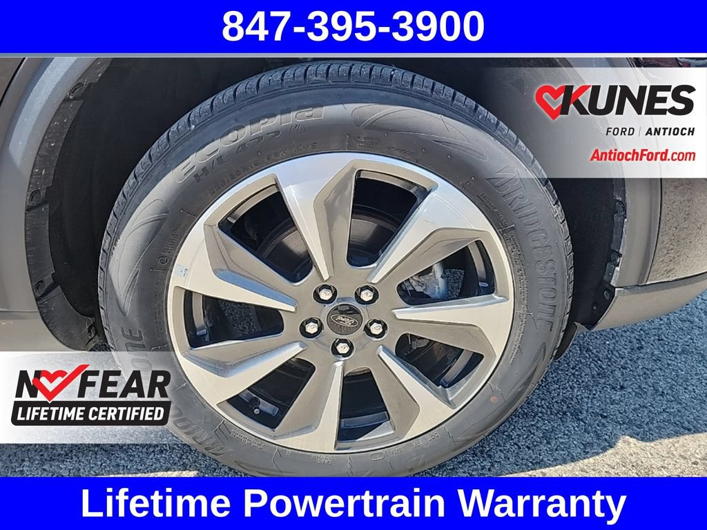 Certified 2025 Ford Escape Platinum AWD/4WD image 15