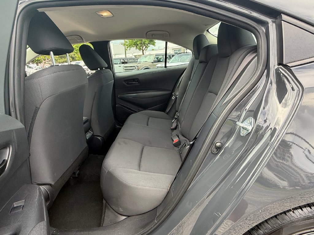 Used 2024 Toyota Corolla LE FWD image 11