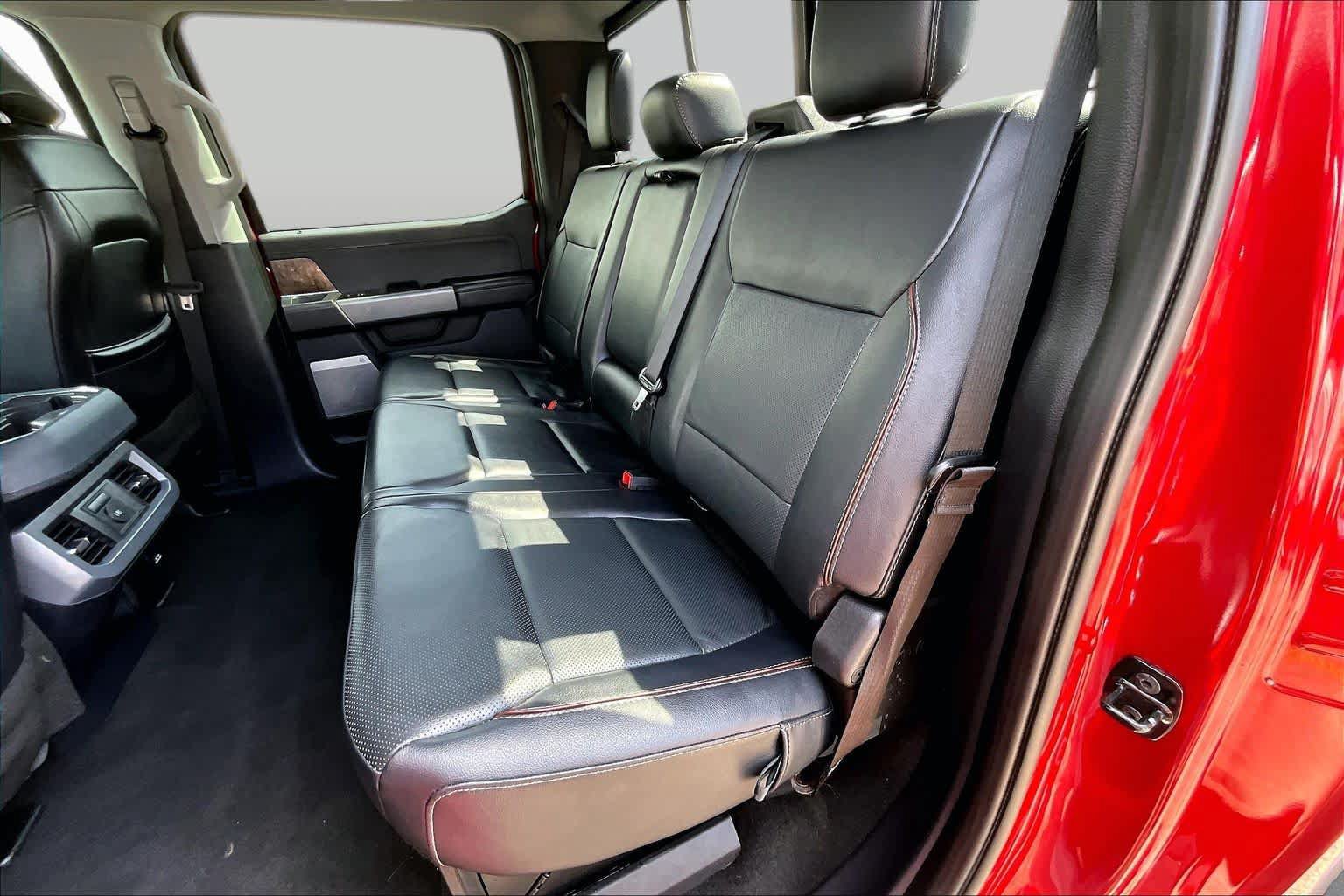 Certified 2024 Ford F250 Lariat w/ Lariat Ultimate Package AWD/4WD image 21