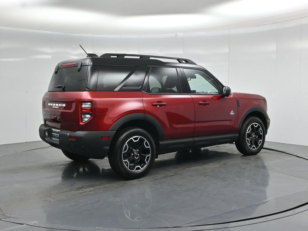 Certified 2025 Ford Bronco Sport Outer Banks w/ Outer Banks Tech Package+ AWD/4WD image 27