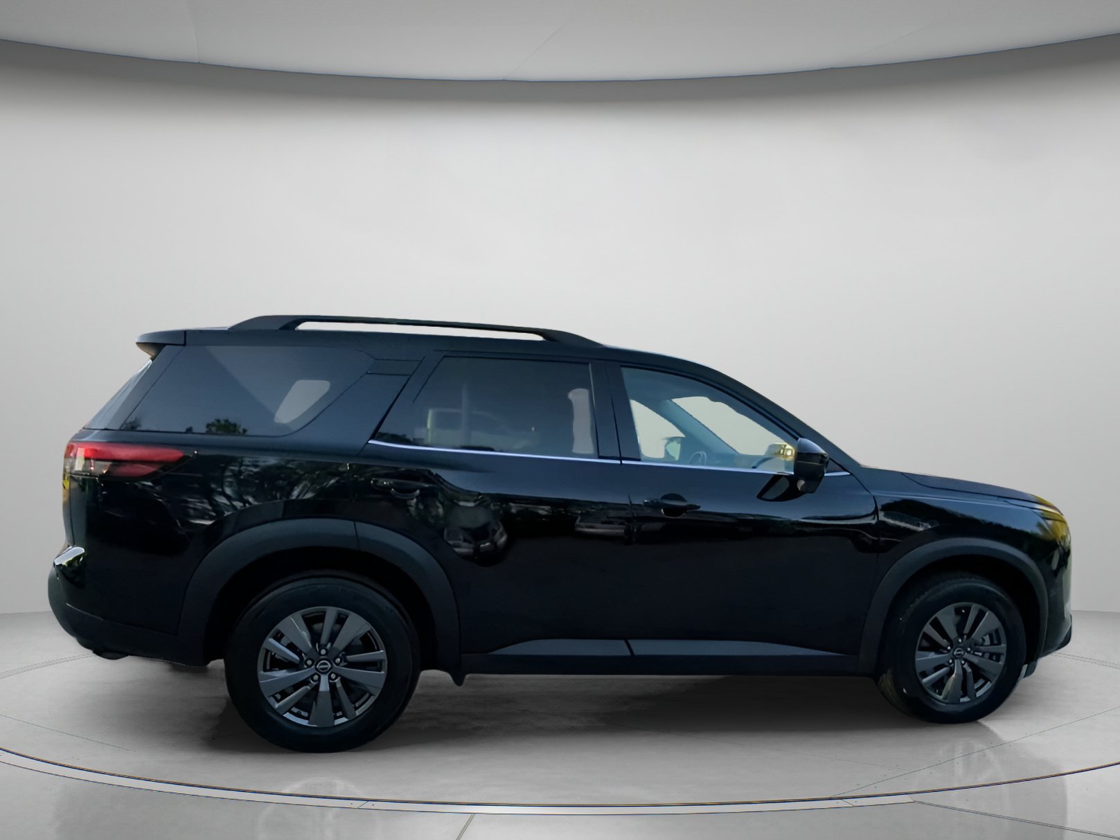 Used 2024 Nissan Pathfinder SV FWD image 31