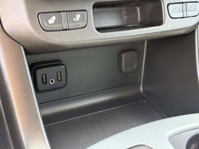 Used 2022 Chevrolet Colorado LT w/ Luxury Package RWD image 25