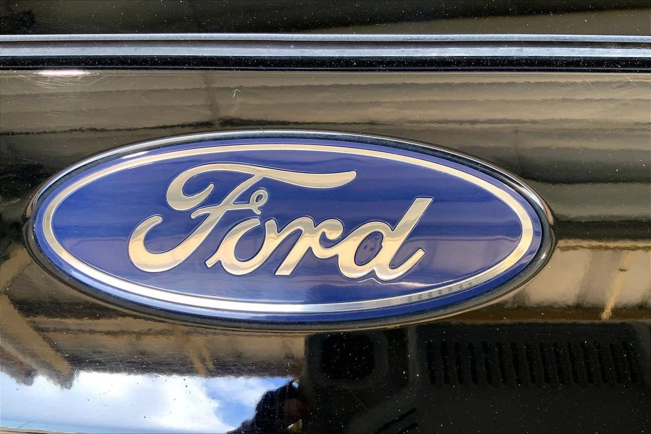 Certified 2025 Ford Expedition Active AWD/4WD image 7