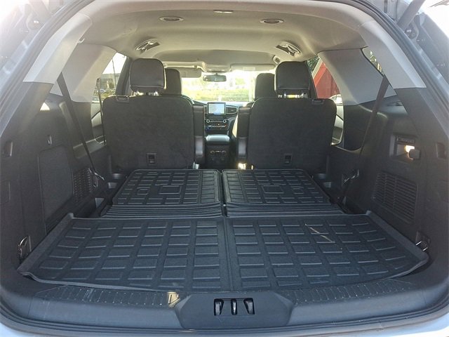 Certified 2022 Ford Explorer Limited w/ Equipment Group 301A image 32