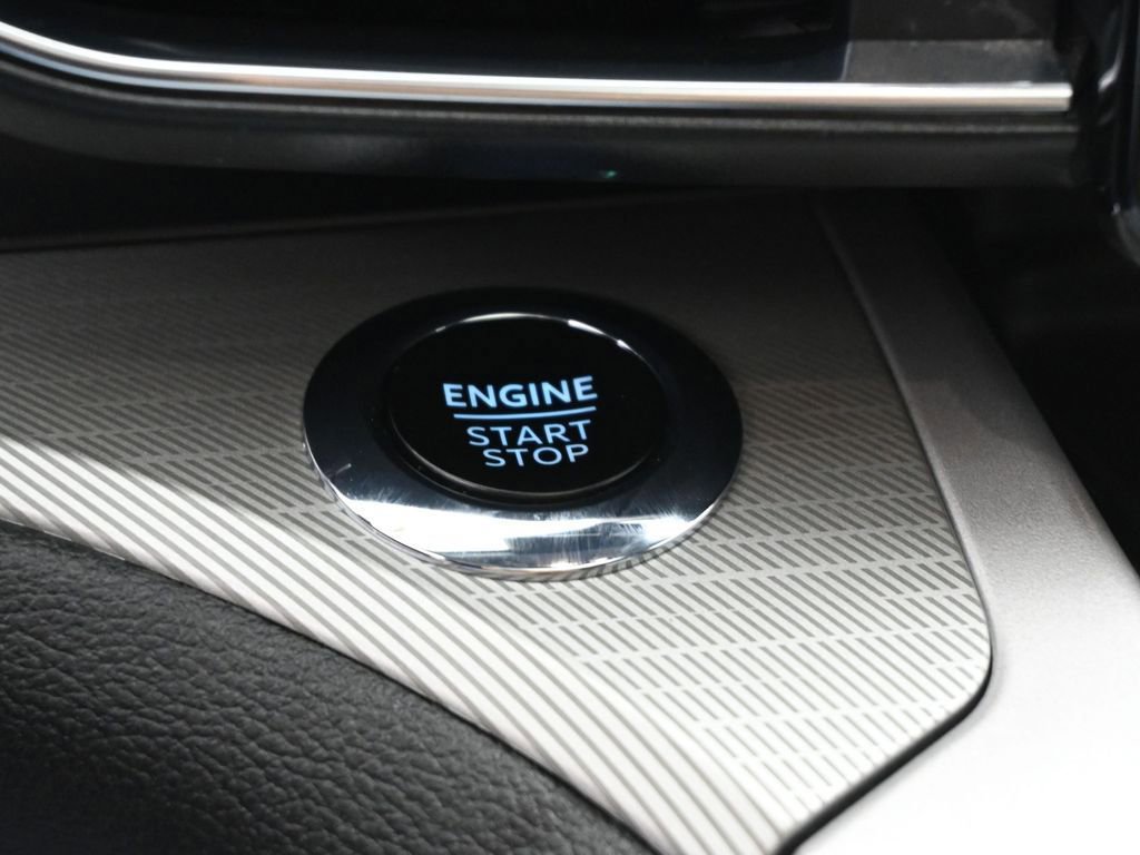 Certified 2023 Ford Explorer XLT w/ Equipment Group 202A image 47