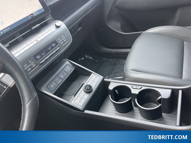 Used 2024 Hyundai Kona Limited image 34