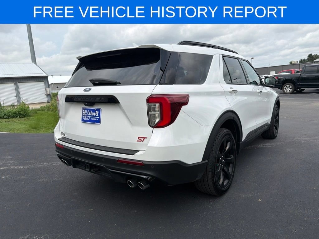 Certified 2023 Ford Explorer ST w/ Technology Package AWD/4WD image 4
