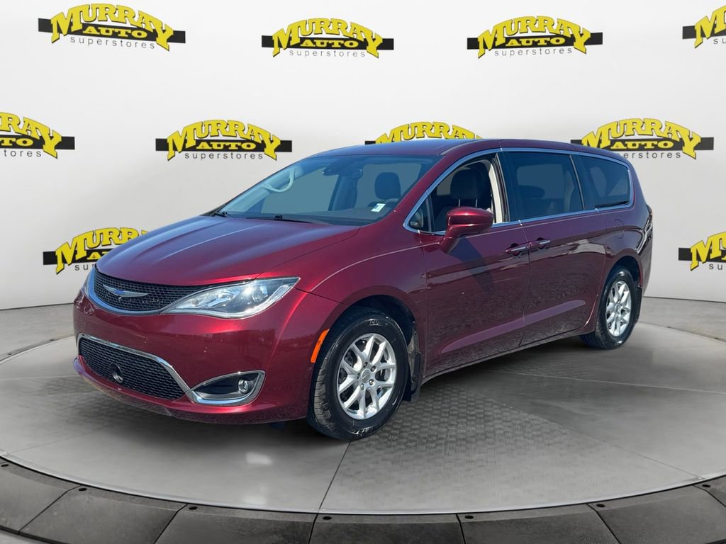 Used 2020 Chrysler Pacifica Touring w/ Advanced Safetytec Group FWD image 1