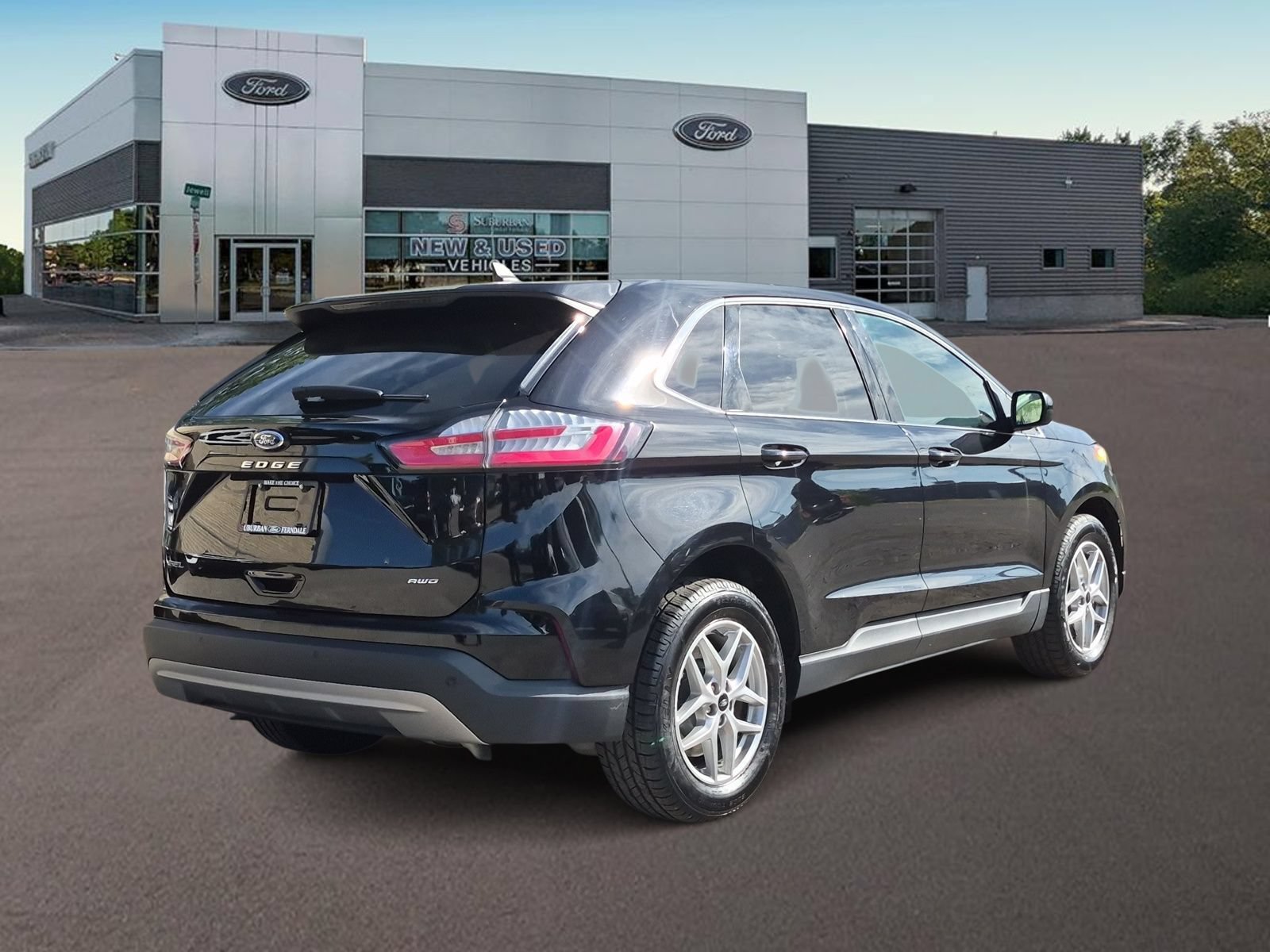 Certified 2023 Ford Edge SEL w/ Convenience Package AWD/4WD image 9