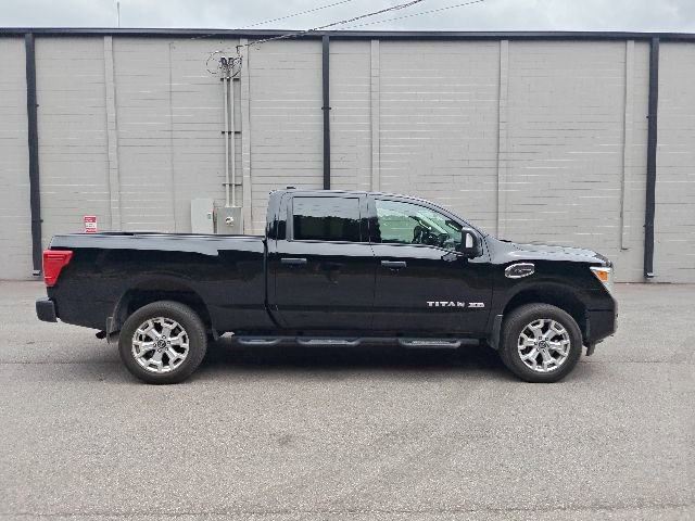 Used 2024 Nissan Titan SV w/ SV Convenience Package AWD/4WD image 2