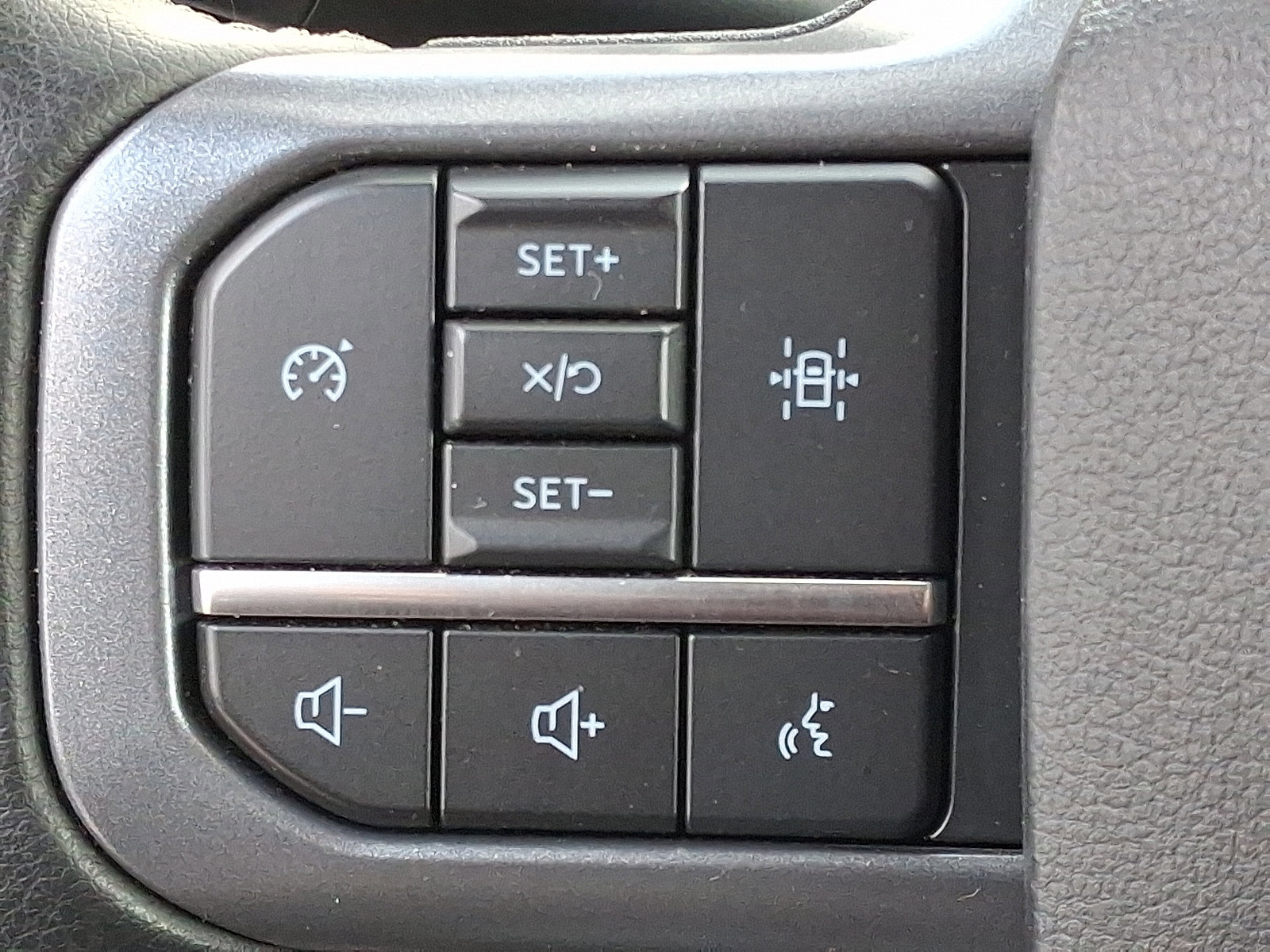 Certified 2023 Ford F150 XLT w/ Equipment Group 302A High image 25