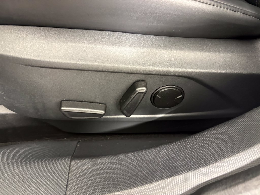 Certified 2021 Ford Mustang Mach-E Select w/ Comfort/Technology Package AWD/4WD image 15