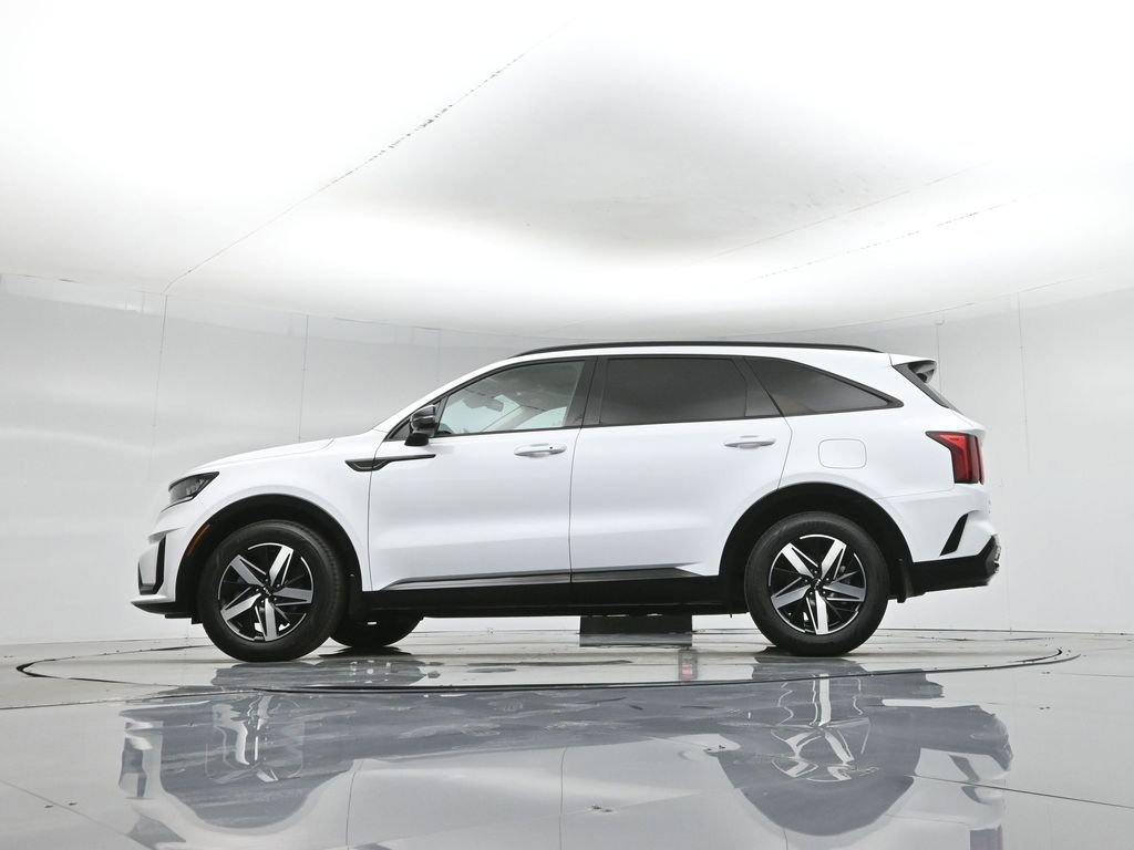 Used 2023 Kia Sorento S w/ Panoramic Sunroof Package image 25