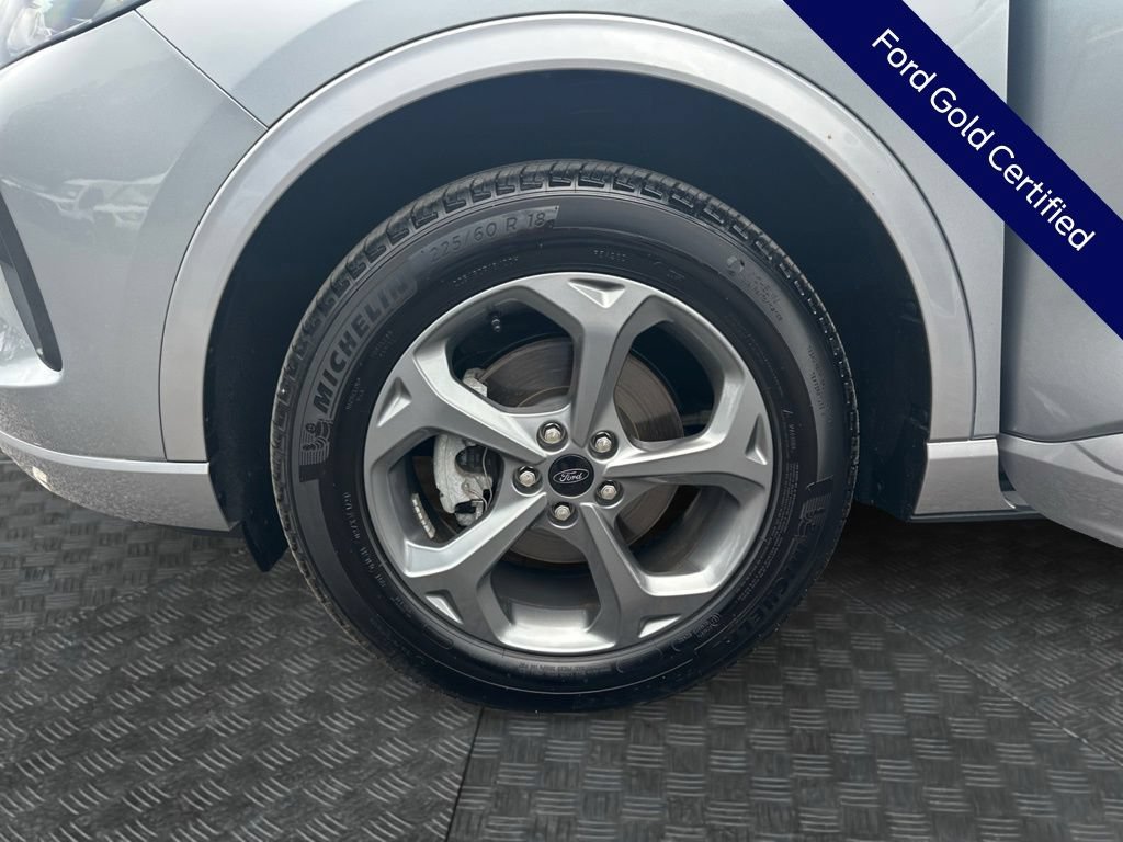 Certified 2024 Ford Escape ST-Line w/ Tech Pack #1 AWD/4WD image 16