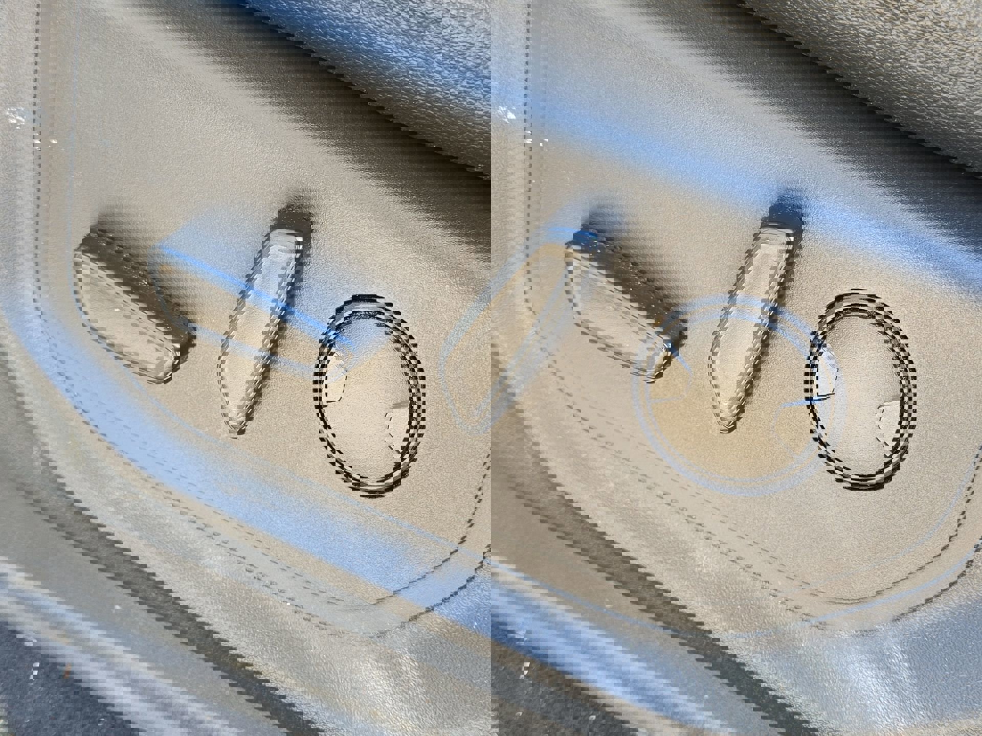 Certified 2022 Ford F350 Lariat w/ Lariat Ultimate Package image 12