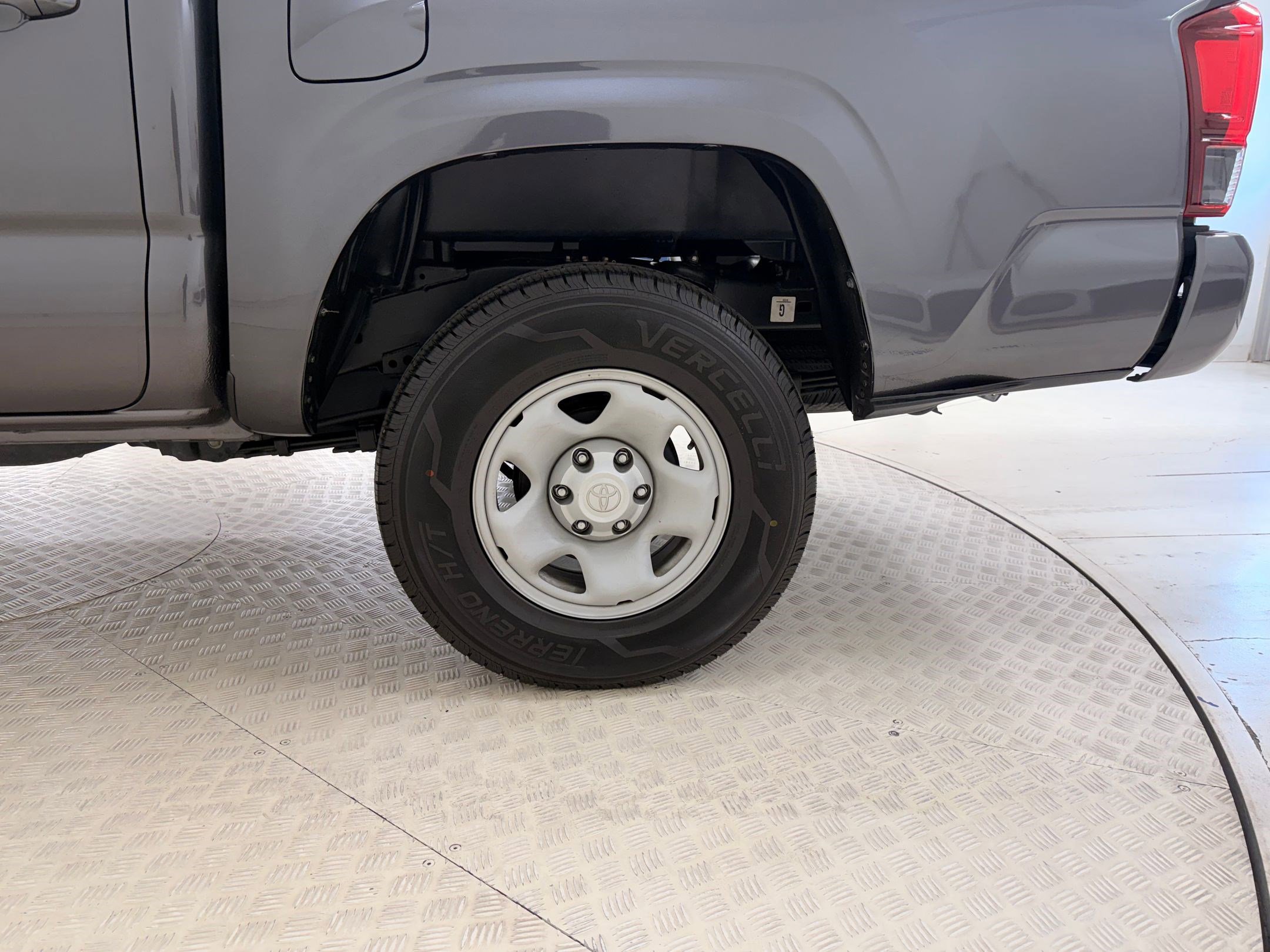 Used 2023 Toyota Tacoma SR image 14