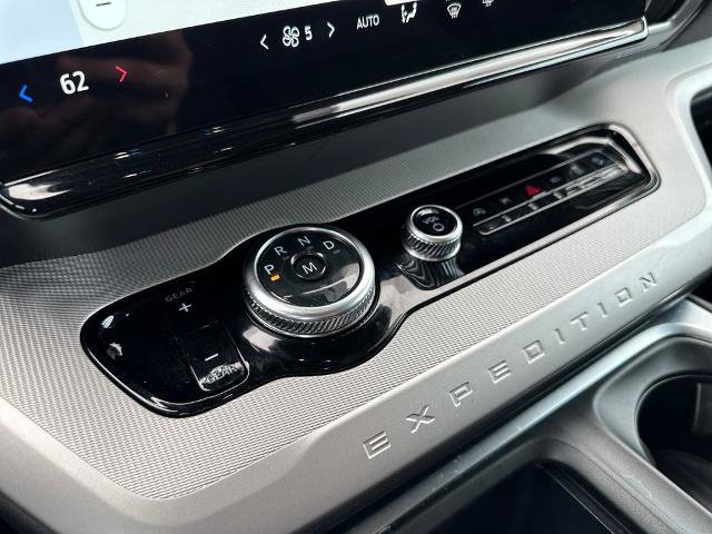 Certified 2025 Ford Expedition Active AWD/4WD image 20
