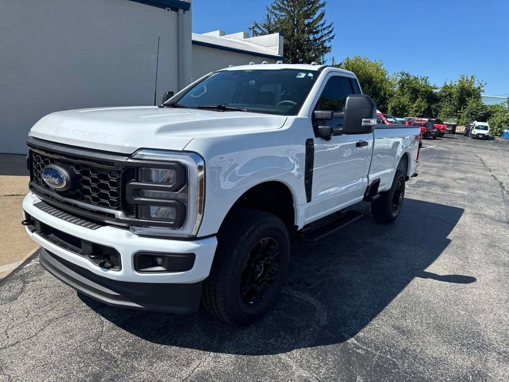 Certified 2025 Ford F250 XL w/ STX Appearance Package AWD/4WD image 13