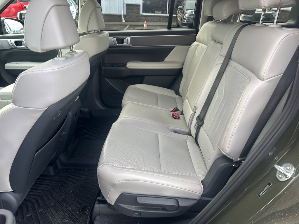 Used 2024 Hyundai Santa Fe SEL image 9