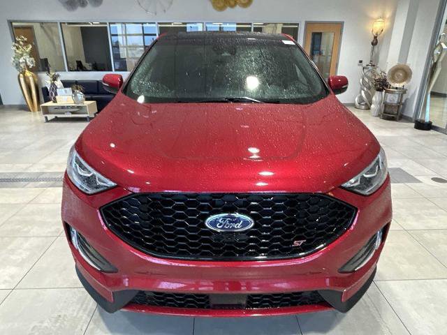 Certified 2022 Ford Edge ST w/ Equipment Group 401A image 8