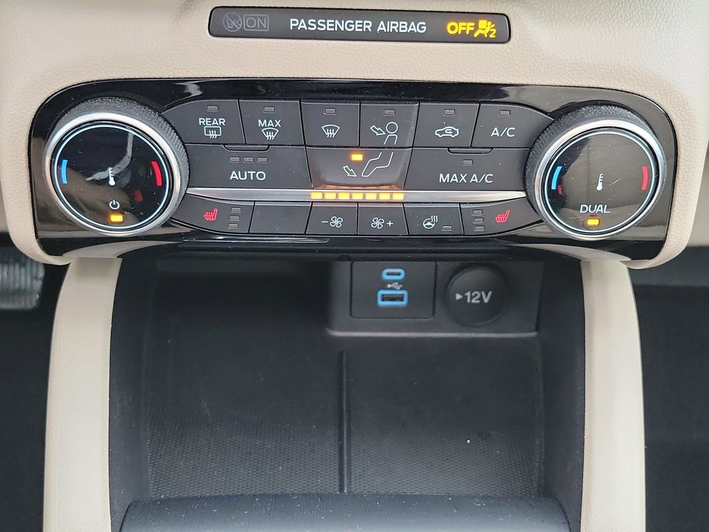 Certified 2022 Ford Escape SEL FWD image 34