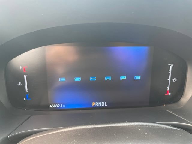 Certified 2025 Ford Escape ST-Line Select AWD/4WD image 12
