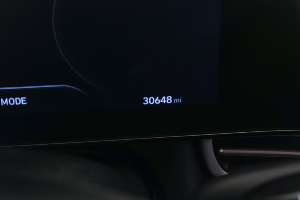 Used 2025 Hyundai Elantra SEL FWD image 18