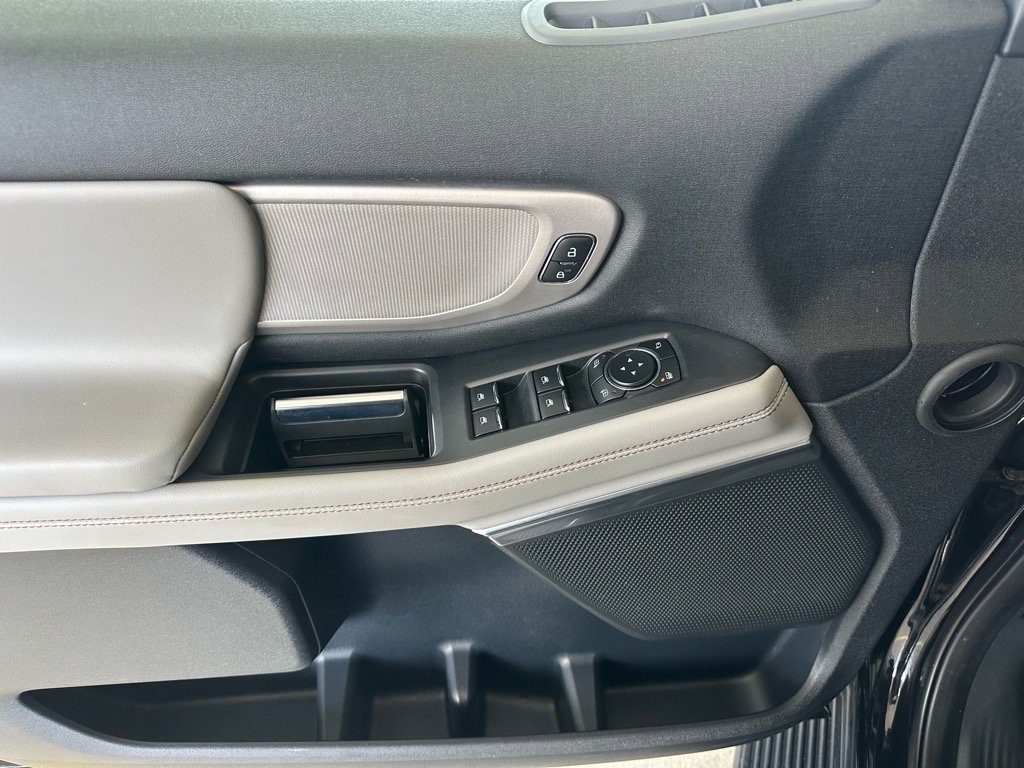 Certified 2025 Ford Expedition Max Active image 17