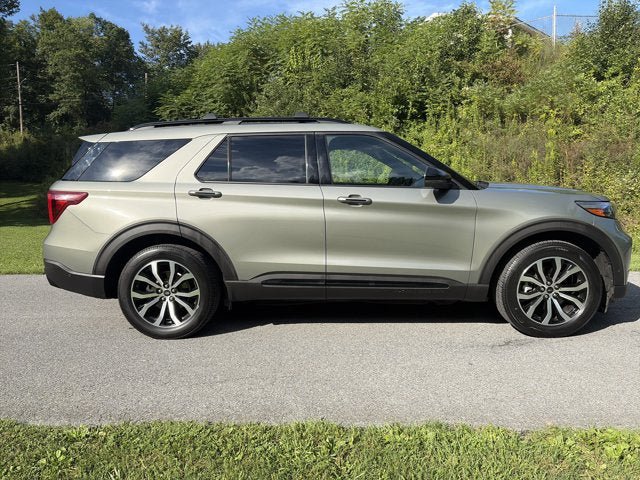 Certified 2020 Ford Explorer ST w/ Premium Technology Package AWD/4WD image 2