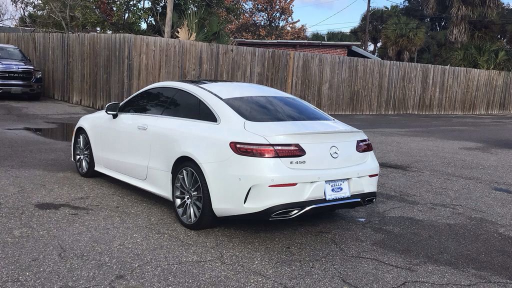 Used 2022 Mercedes-Benz E 450 Coupe image 3
