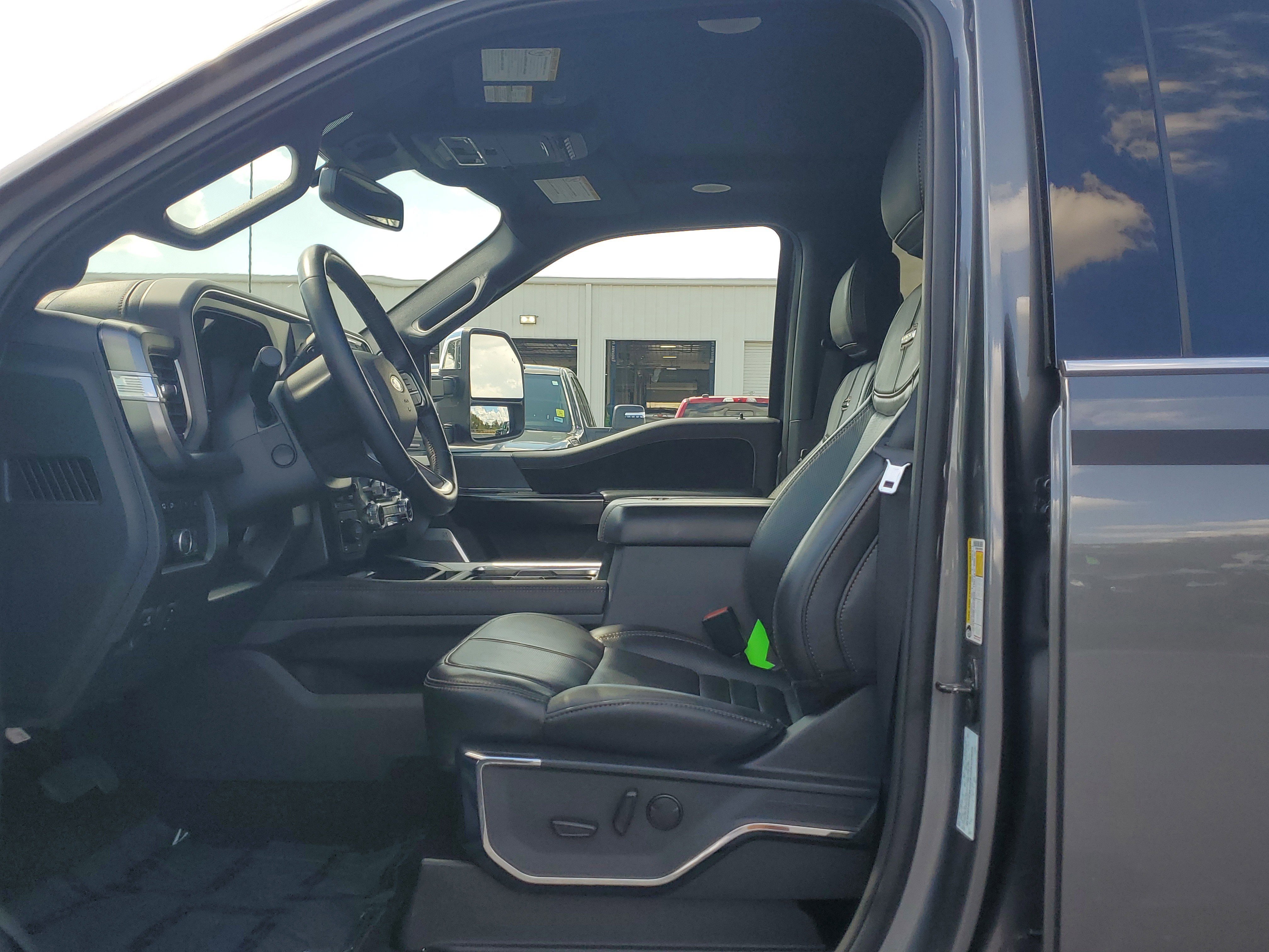 Certified 2023 Ford F250 Platinum image 22