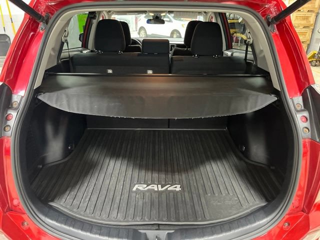 Used 2017 Toyota RAV4 XLE AWD/4WD image 45