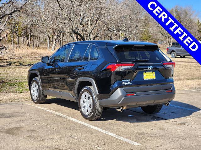 Used 2025 Toyota RAV4 LE image 2