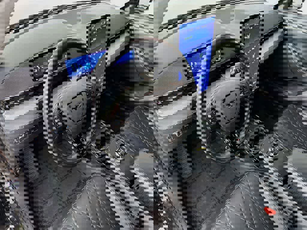 Certified 2022 Ford Mustang Mach-E Select image 9