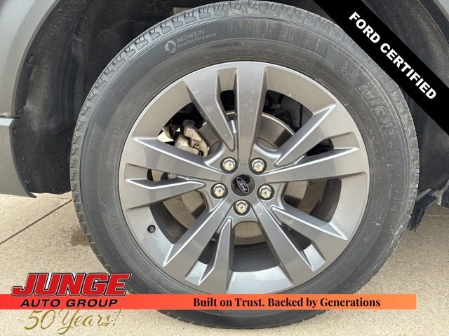 Certified 2023 Ford Explorer XLT w/ Equipment Group 202A AWD/4WD image 9