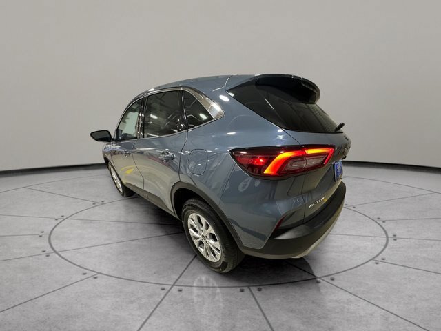Certified 2023 Ford Escape Active w/ Tech Pack #2 AWD/4WD image 6
