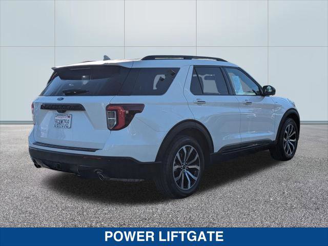 Certified 2023 Ford Explorer ST-Line w/ Class IV Trailer Tow Package RWD image 4