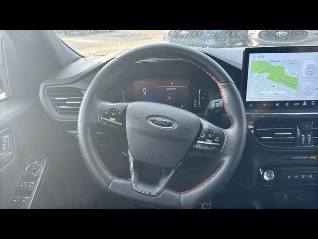 Certified 2024 Ford Escape ST-Line w/ Tech Pack #1 AWD/4WD image 14