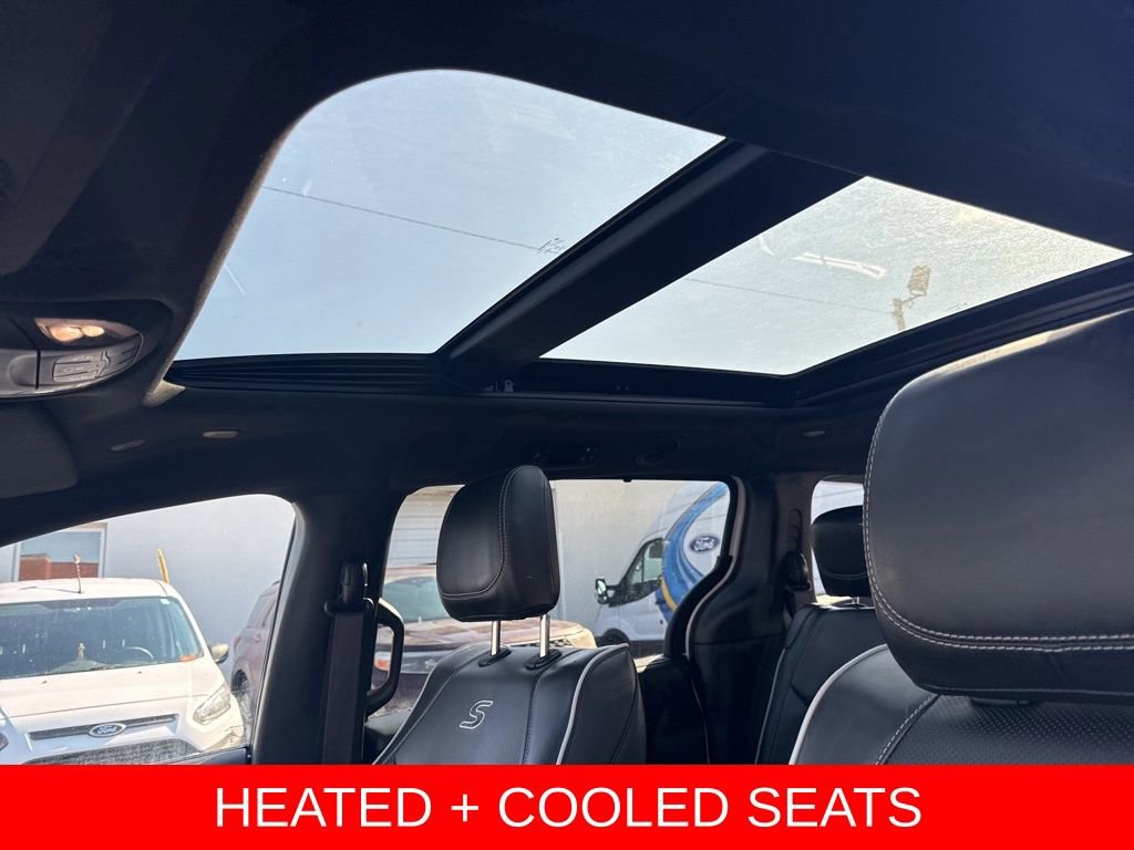 Used 2025 Chrysler Pacifica Limited video 2