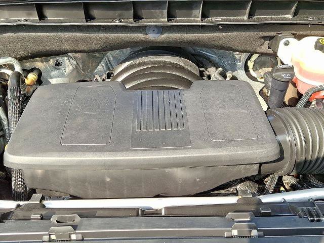 Used 2022 Chevrolet Suburban LT AWD/4WD image 30