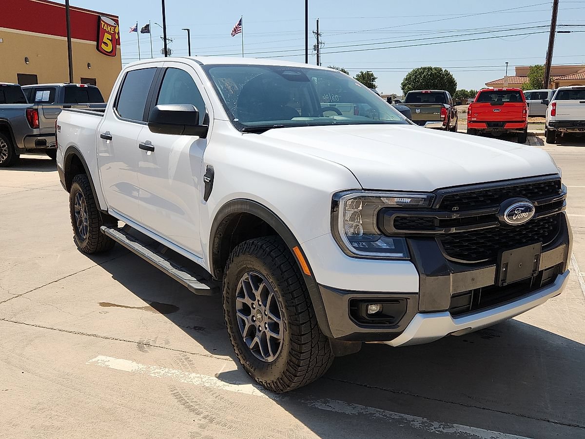 Certified 2025 Ford Ranger XLT w/ FX4 Off-Road Package AWD/4WD image 4