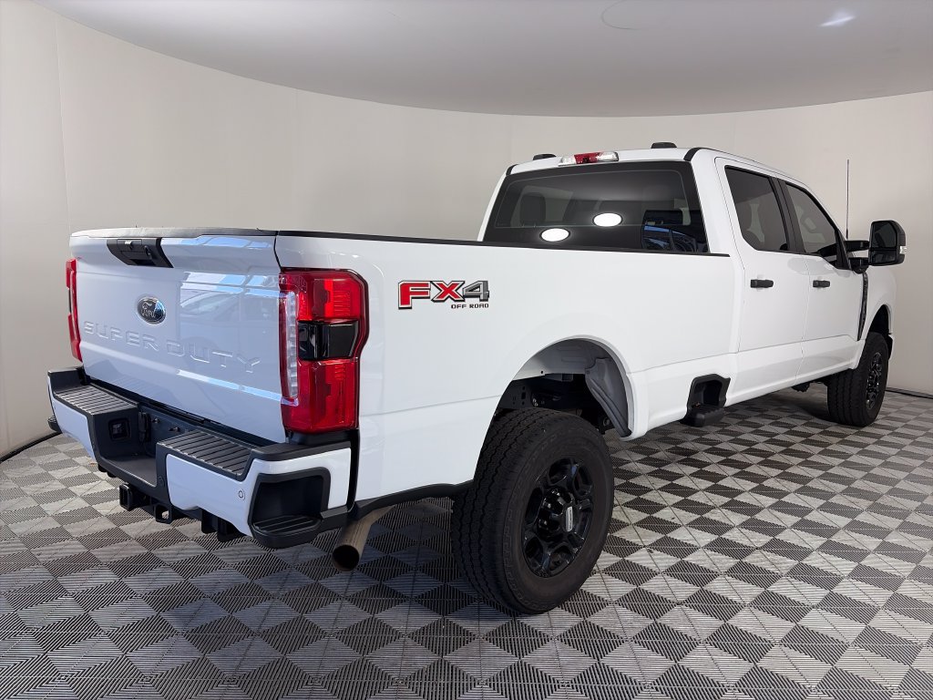 Certified 2023 Ford F250 XL w/ STX Appearance Package AWD/4WD image 7