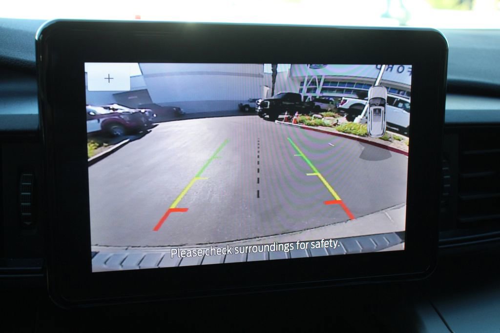 Certified 2022 Ford Explorer XLT RWD image 33