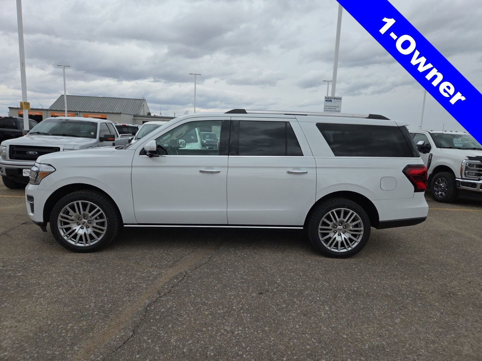 Certified 2023 Ford Expedition Max Limited AWD/4WD image 2