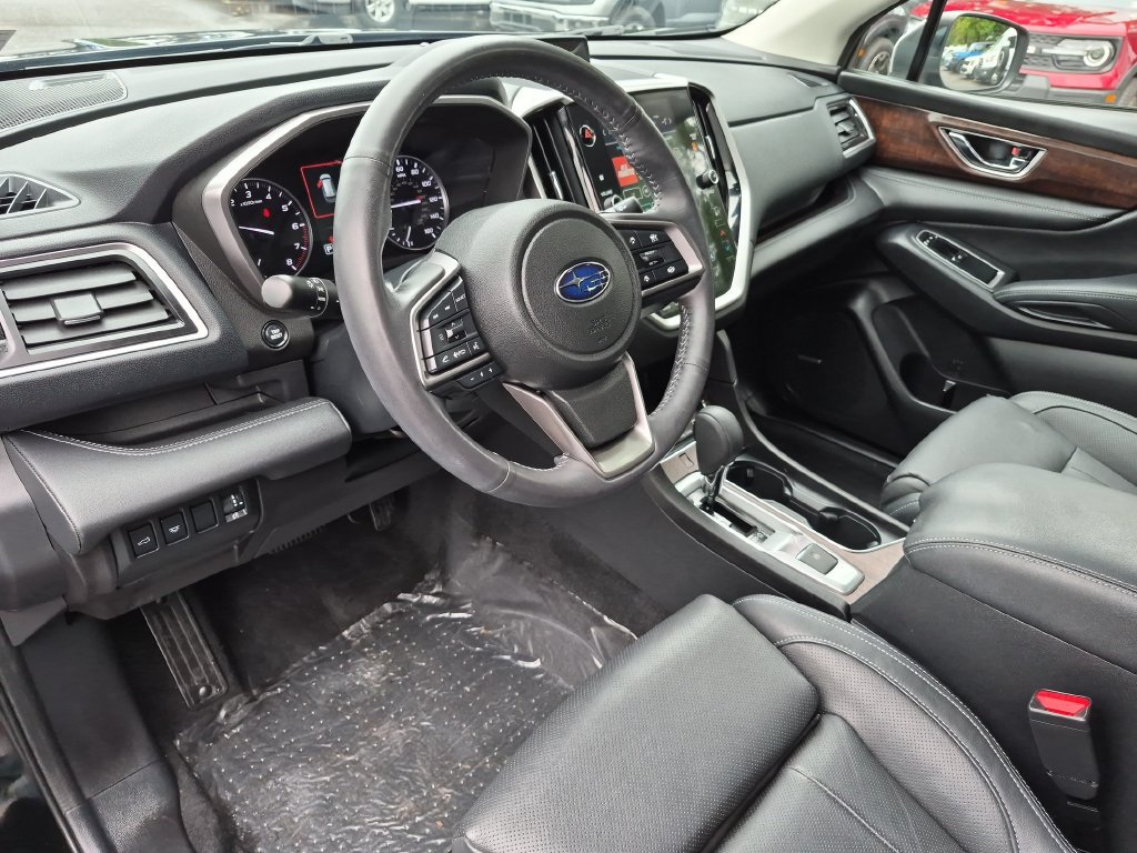 Used 2023 Subaru Ascent Touring AWD/4WD image 17