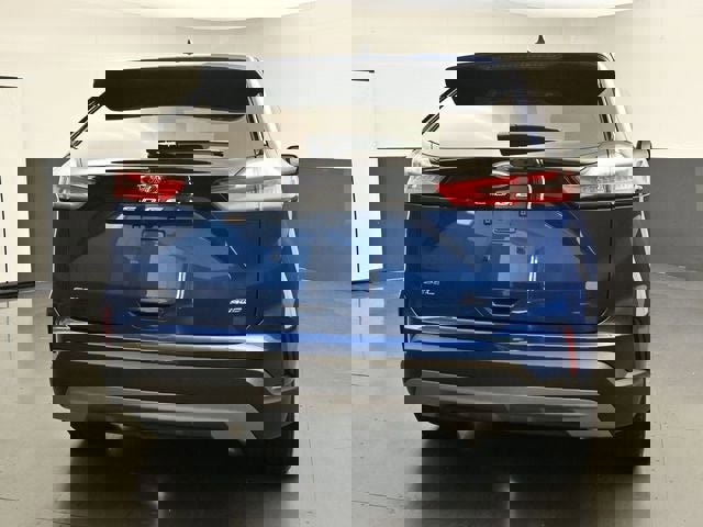 Certified 2024 Ford Edge SEL w/ Convenience Package AWD/4WD image 11