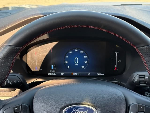 Certified 2025 Ford Escape ST-Line Select AWD/4WD image 28