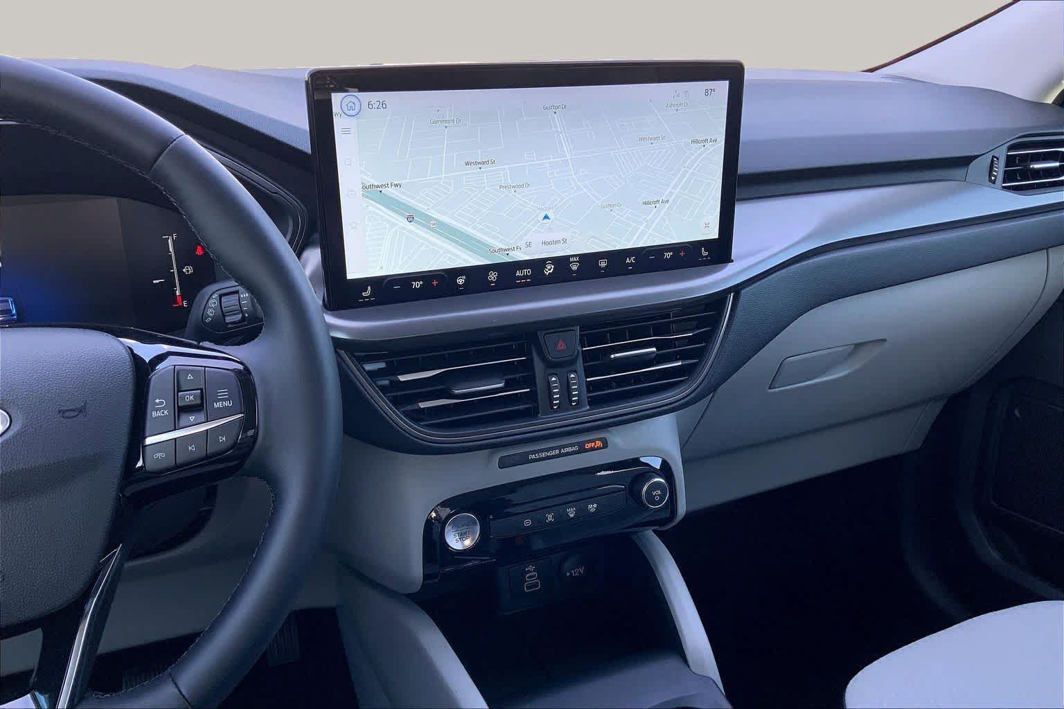 Certified 2025 Ford Escape SE FWD image 14